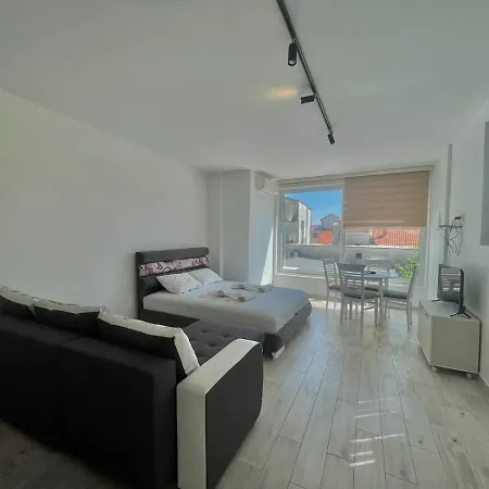 Bucanero Apartment