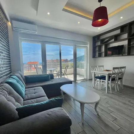 Bucanero Apartment *